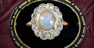 Five Top Tips For Finding The Perfect Antique Ring