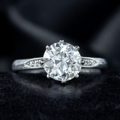 The Perfect Antique Engagement Ring for the Modern Woman