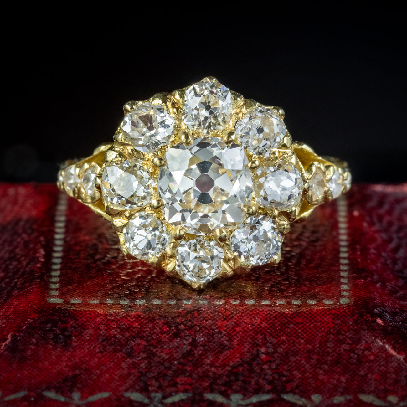 Vintage Diamond Accent Engagement Ring | Ritani