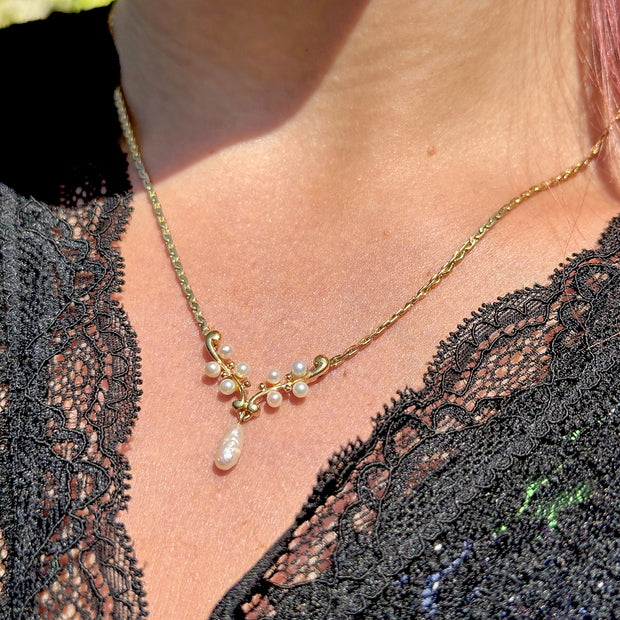 Vintage Baroque Pearl Lavaliere Necklace 9ct Gold