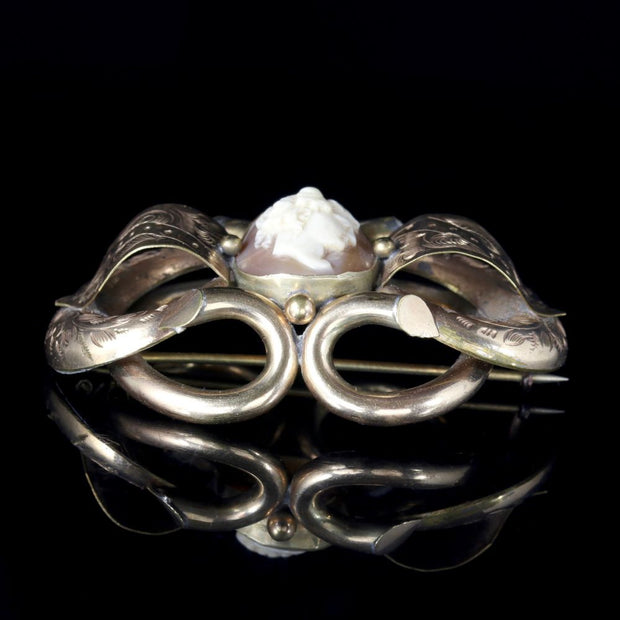 Antique Victorian Cameo Brooch Pinchbeck Gold Gilt