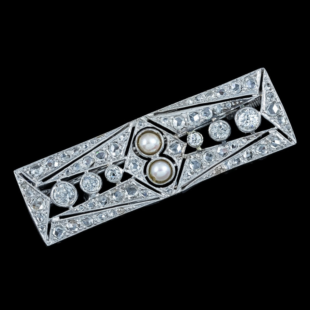 Broche Art Déco En Or Gris 18 Carats Avec Diamants - Modèle 1811, Occasion, Sans Marque