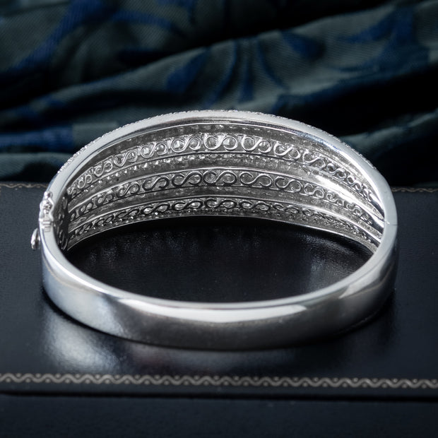 Art Deco Style Diamond Bangle 18ct Gold 9.58ct Total