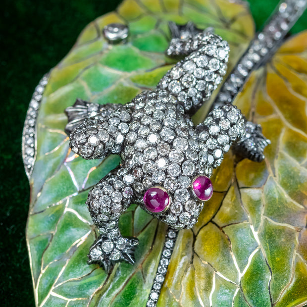 Vintage Plique A Jour Enamel Diamond Ruby Frog On Leaf Brooch With Box