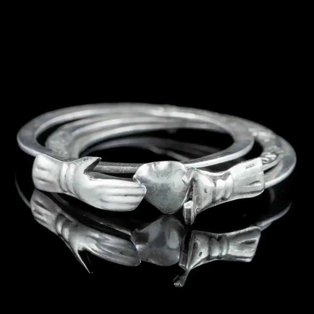 Vintage Silver Fede Ring – Laurelle Antique Jewellery