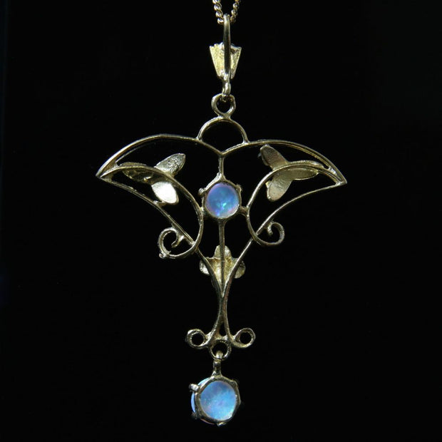 Victorian Style Opal Gold Pendant And Chain