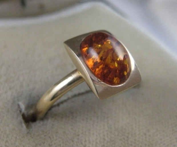 Fabulous 2Ct Amber Gold Ring