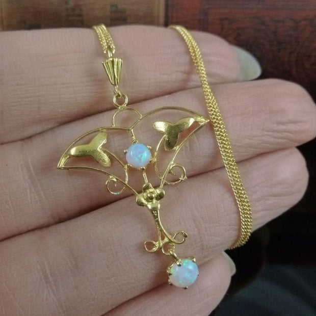 Victorian Style Opal Gold Pendant And Chain