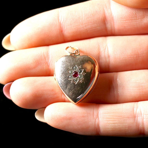 Antique Victorian Gold Heart Locket Ruby Paste Circa 1900