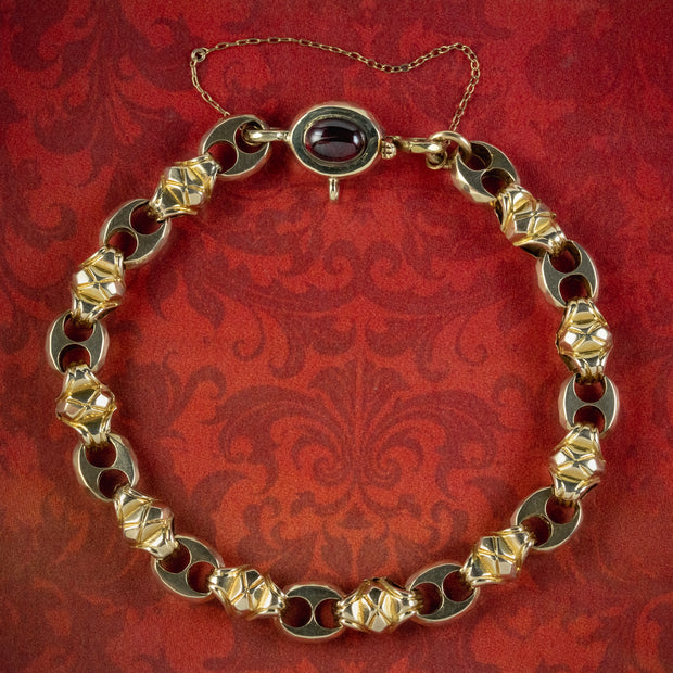 Antique Victorian 15ct Gold Bracelet Garnet Clasp Circa 1880