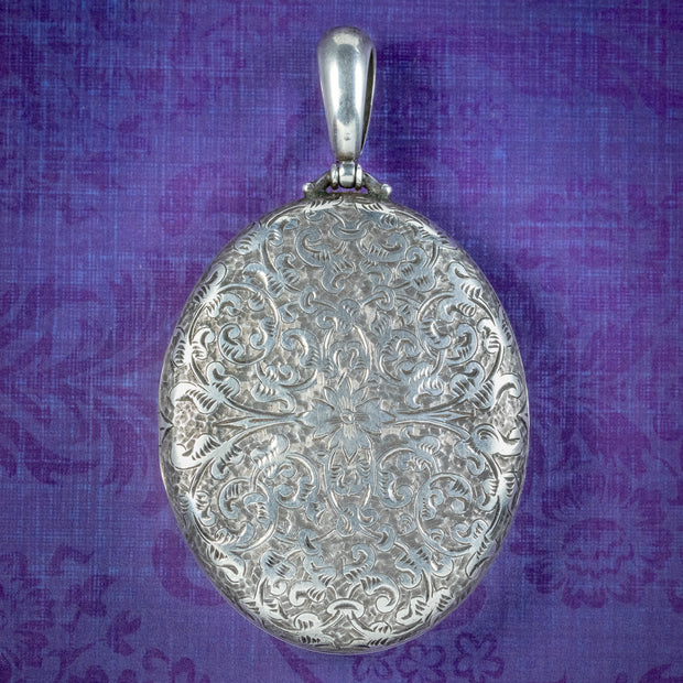 Antique Victorian Chased Silver Locket 