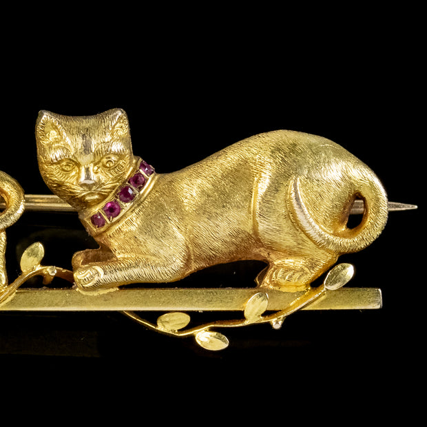 Antique Victorian French Cat Brooch Gemstone Collars 18ct Gold Circa 1900 close 3