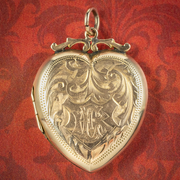 ANTIQUE VICTORIAN HEART LOCKET 9CT GOLD BACK AND FRONT front