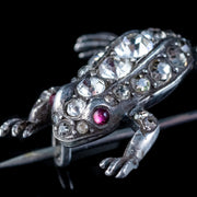 ANTIQUE VICTORIAN PASTE RUBY FROG BROOCH STERLING SILVER CIRCA 1900 close