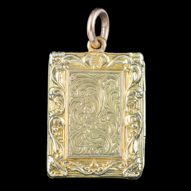 Victorian Multipage Locket Pendant Necklace