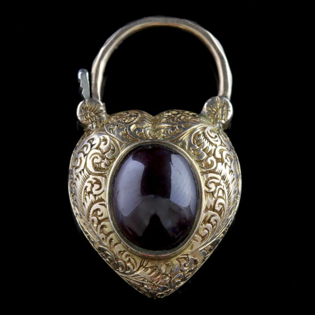 Antique Victorian Heart Pendant Locket Garnet 18Ct Gold Circa 1900