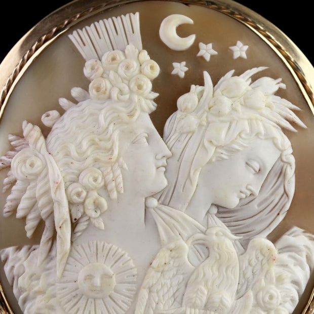 Antique Victorian Large 15Ct Gold Night And Day Cameo Brooch Circa 1860