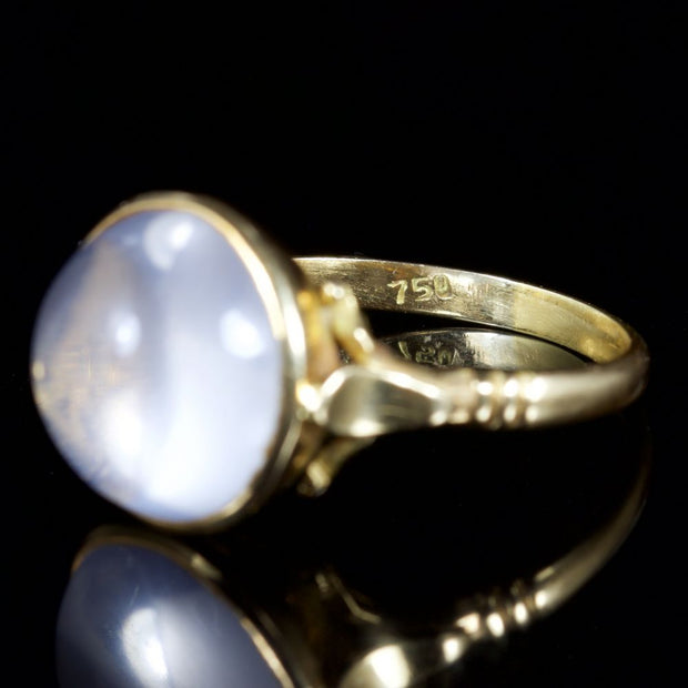 Antique Victorian Moonstone 18Ct Gold Ring Circa 1880