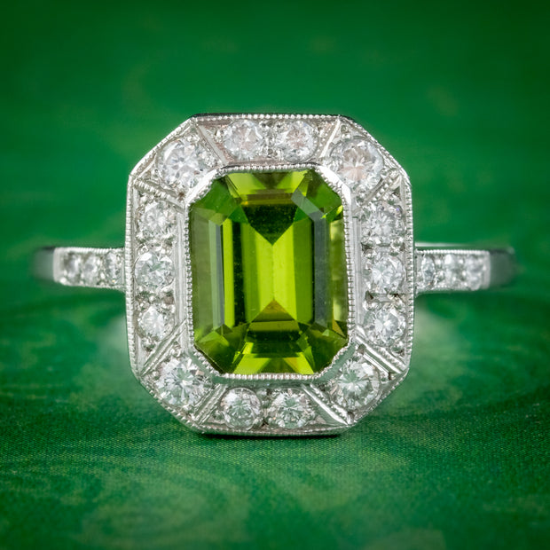 Art Deco Peridot Diamond Ring Platinum 1.60ct Peridot 1ct Of Diamond Circa 1920