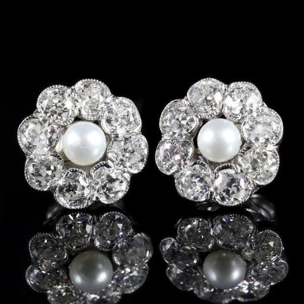 Diamond Pearl Cluster 18Ct Gold Earring
