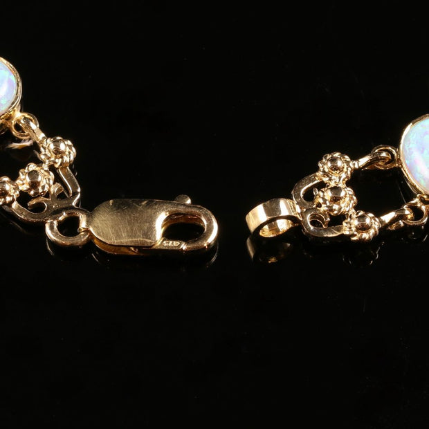 Stunning 23.5Ct Opal 9Ct Yellow Gold Bracelet