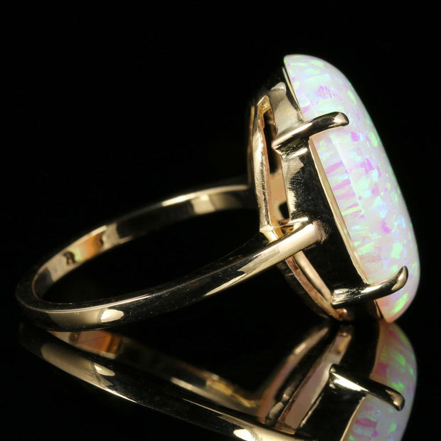 Large Opal Gold Ring 30Ct In Size