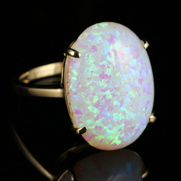 Large Opal Gold Ring 30Ct In Size