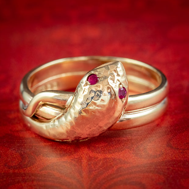 Vintage Snake Ring 9ct Gold Ruby Eyes Dated 1951