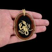 Vintage Agate Scorpio Zodiac Pendant 18ct Gold Scorpion