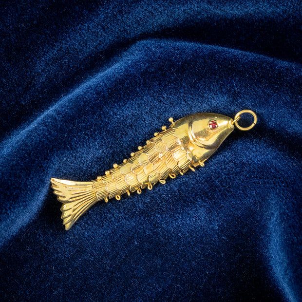 Vintage Articulated Fish Pendant 14ct Gold Garnet Eyes social