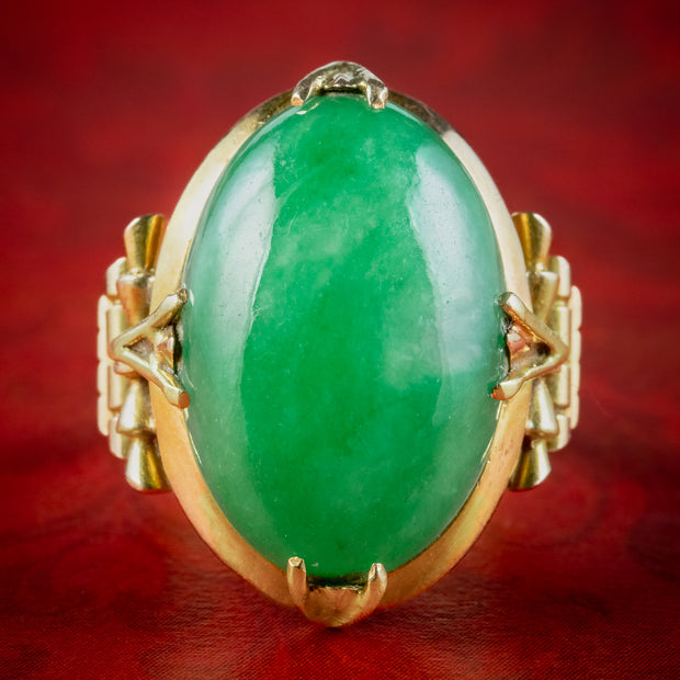 Vintage Jade Cocktail Ring 10ct Stone