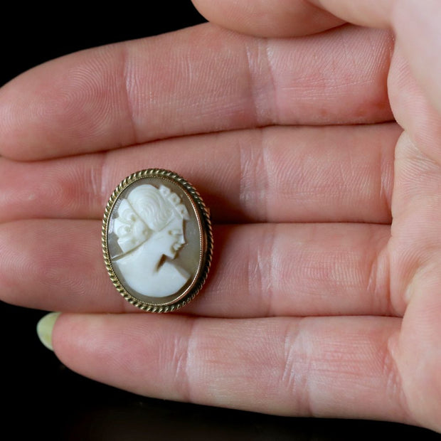 Vintage Cameo Brooch Lady Portrait 9Ct Gold Dated 1979